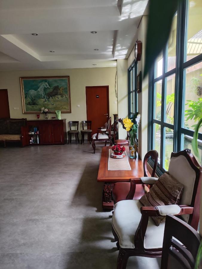 Rumah Pondok Pinang Giacarta Esterno foto